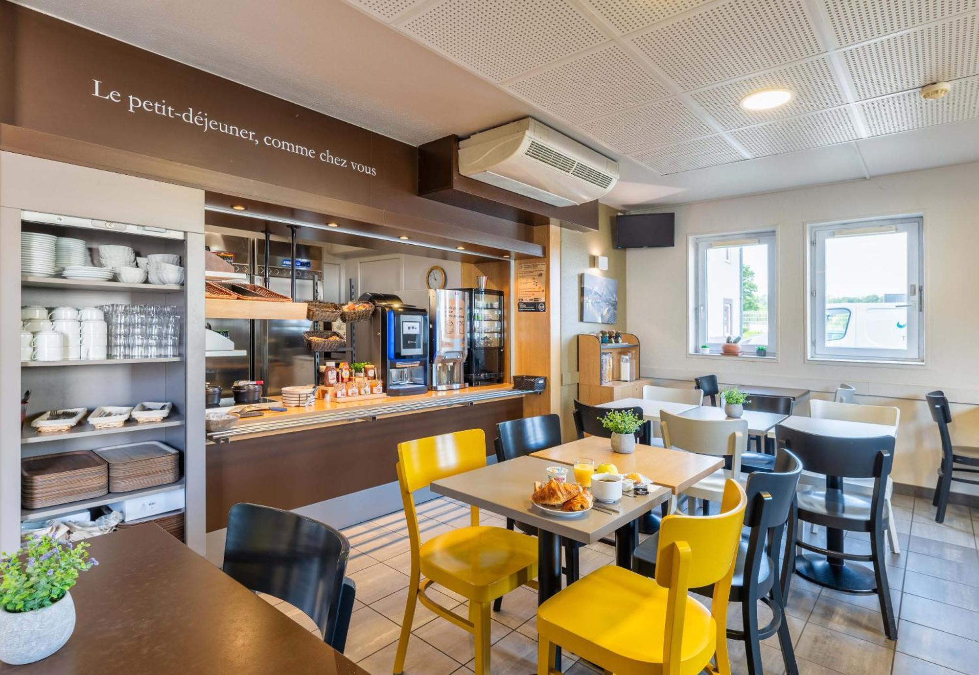 Lyon Saint-bonnet Mi-plaine Hotel 2*